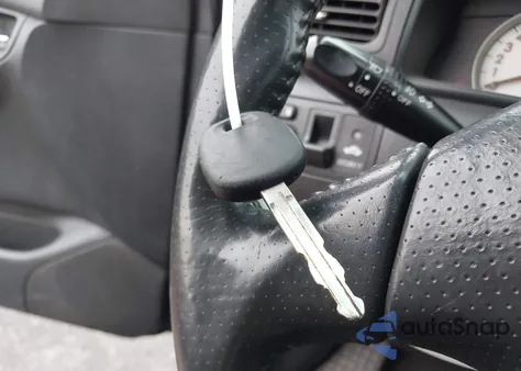 2006 Toyota Corolla S z USA, uszkodzony, nr VIN 2T1BR32E06C666282